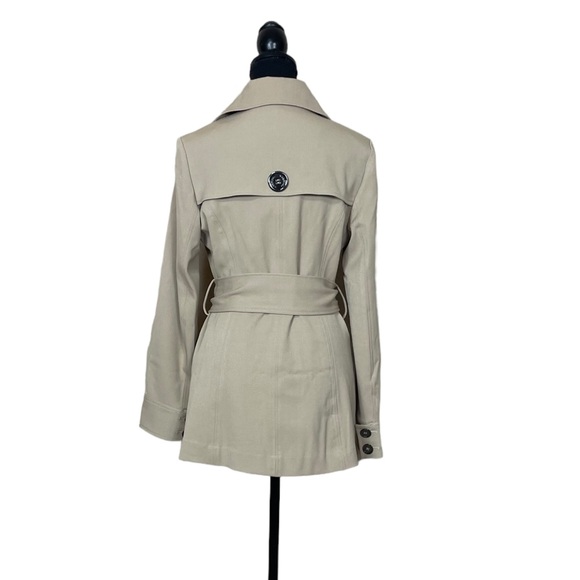 NWT Vertigo Paris Short Trench Jacket in Tan - Picture 3 of 16